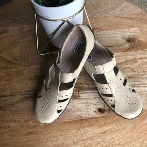 Dr Scholls Leather Mary Jane Loafers - sz 6